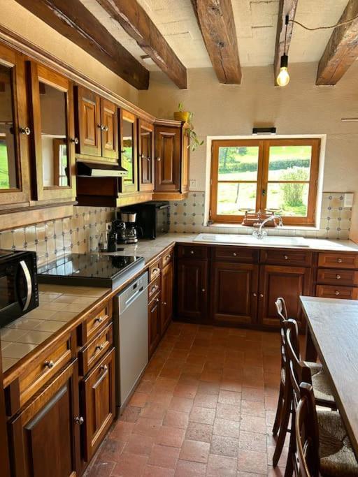 La Maison De Barbara La Guiche Esterno foto