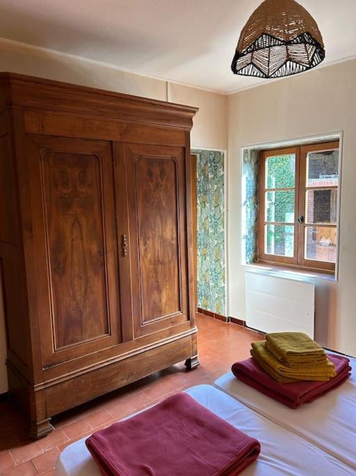 La Maison De Barbara La Guiche Esterno foto