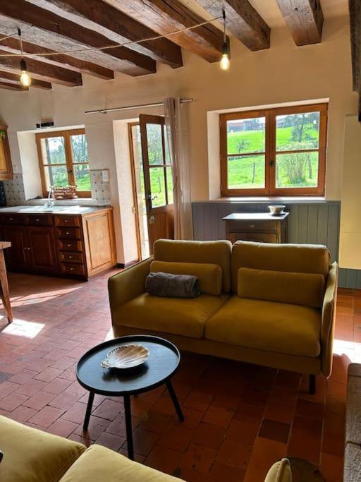 La Maison De Barbara La Guiche Esterno foto